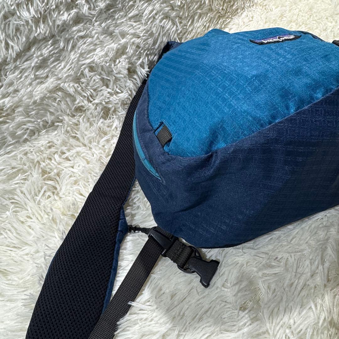 00s 廃盤 パタゴニア アトム スリングショルダーバッグ 斜め掛け Y2K