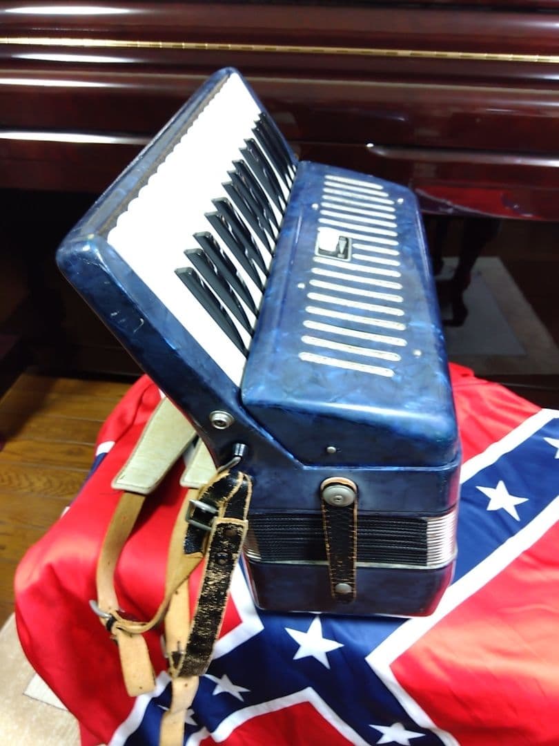 【整備済懐しい音色】Yamaha テナー アコーディオン T-32 32鍵