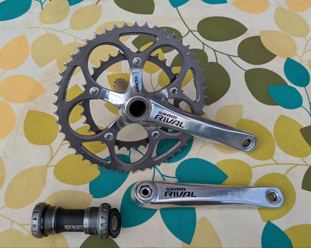 SRAM RIVAL クランクセット 170mm ボトムブラケット付き