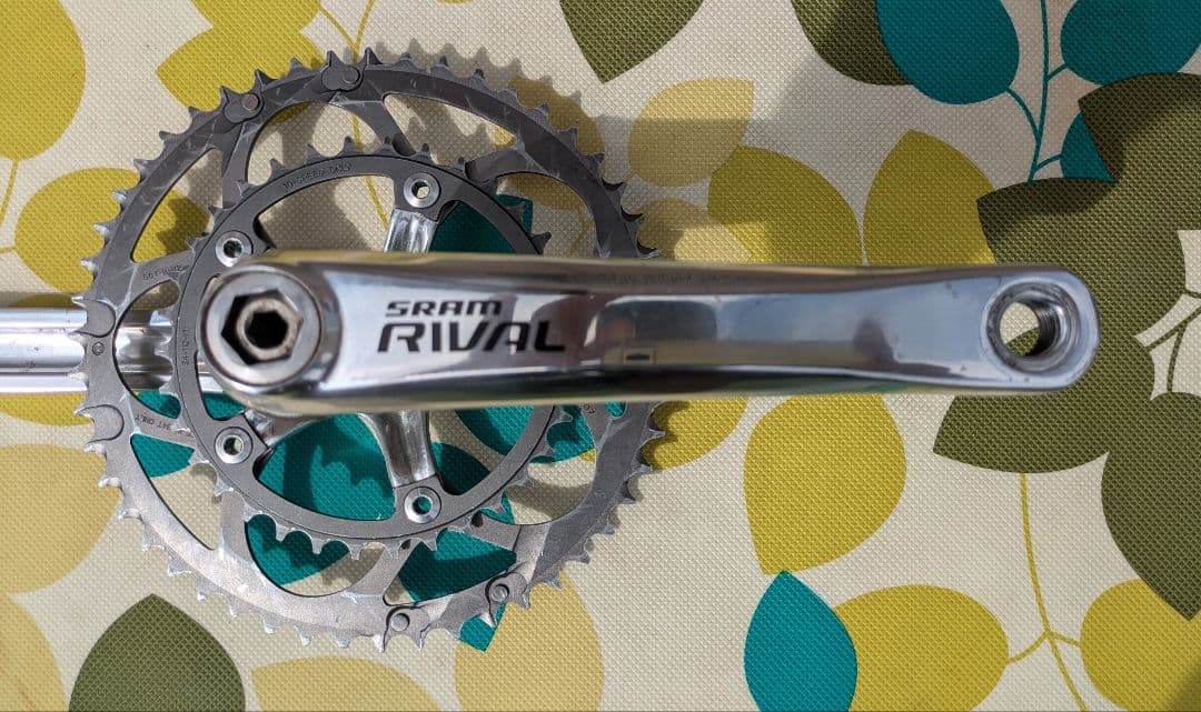 SRAM RIVAL クランクセット 170mm ボトムブラケット付き