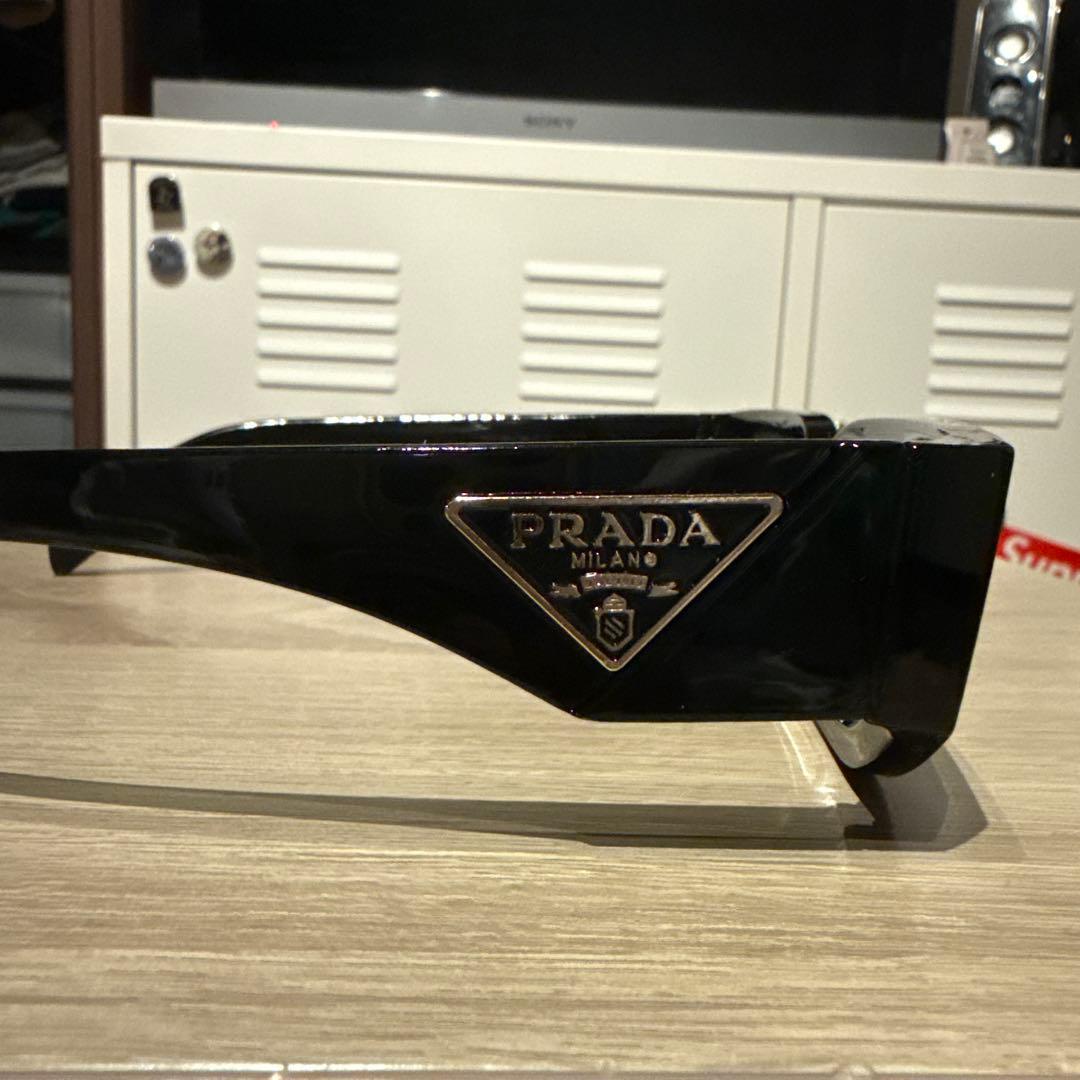 PRADA ブラック スクエア サングラス