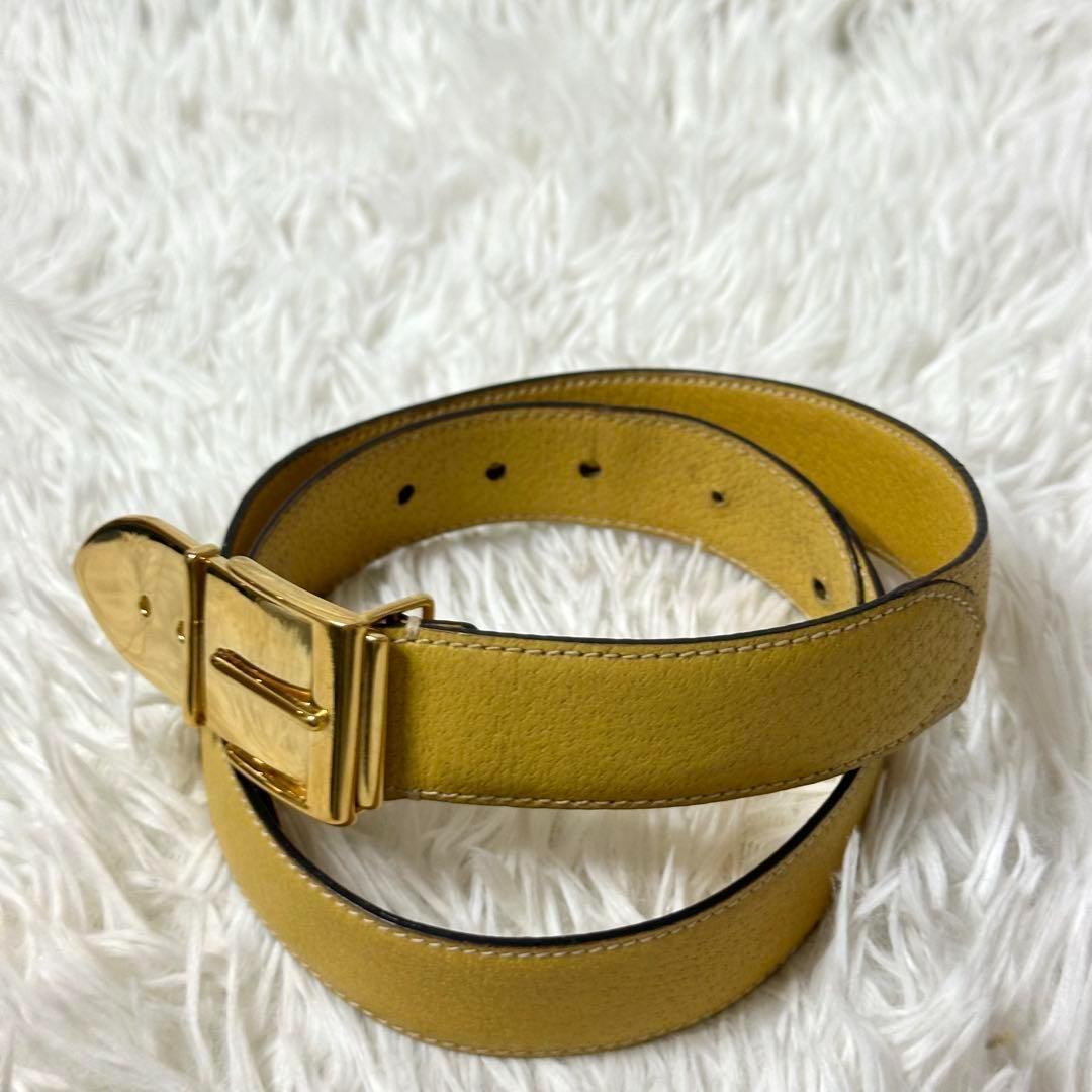 ⭐️極美品⭐️GUCCI ゴールドバックル レザーベルト 希少デザイン