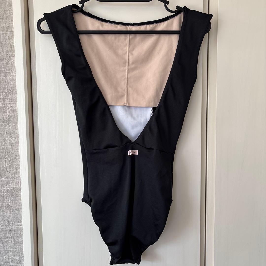 stina スティナ　レオタードSサイズ