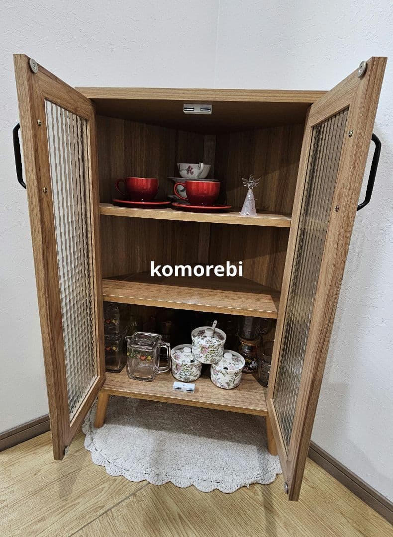 引き取り限定】コーナーキャビネット 収納棚 コーナーラック 棚の高さ