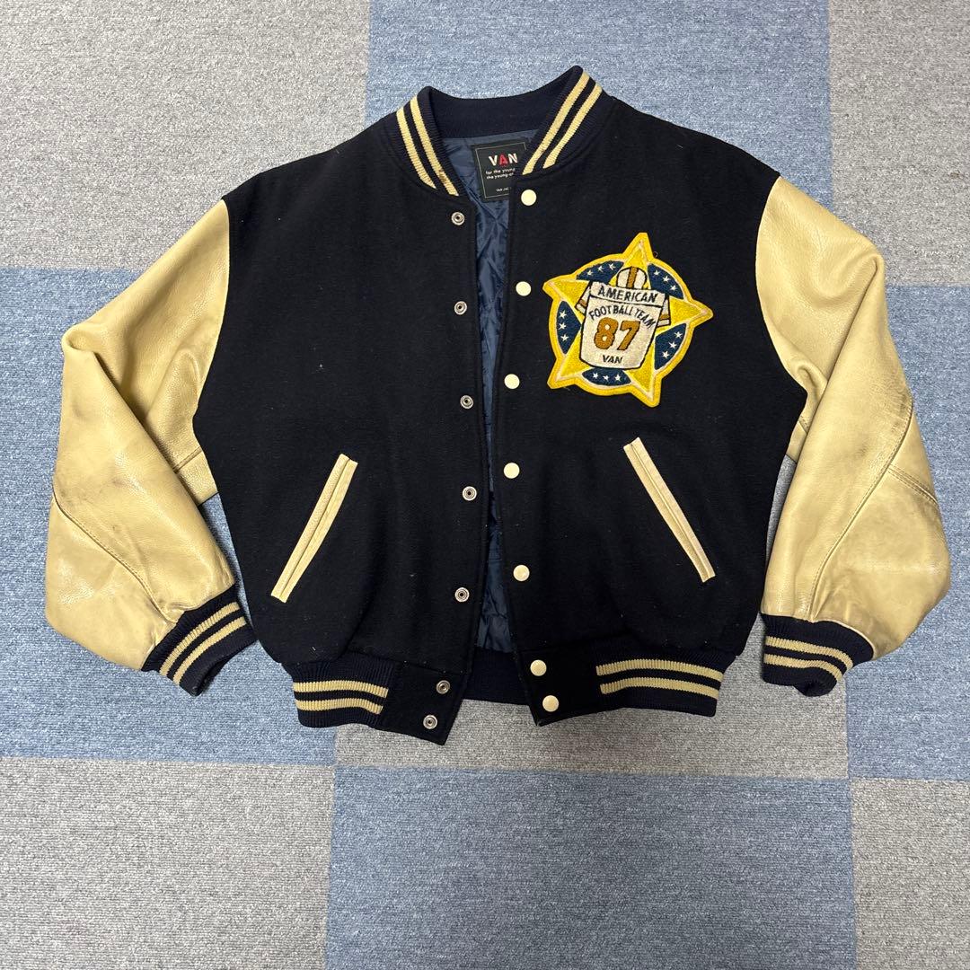 VAN スタジャン アメリカンフットボールチーム 87