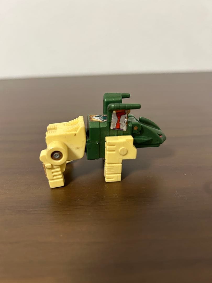 旧タカラ トランスフォーマー G1 D323 ガイリュウ ダイノキング 恐竜戦隊