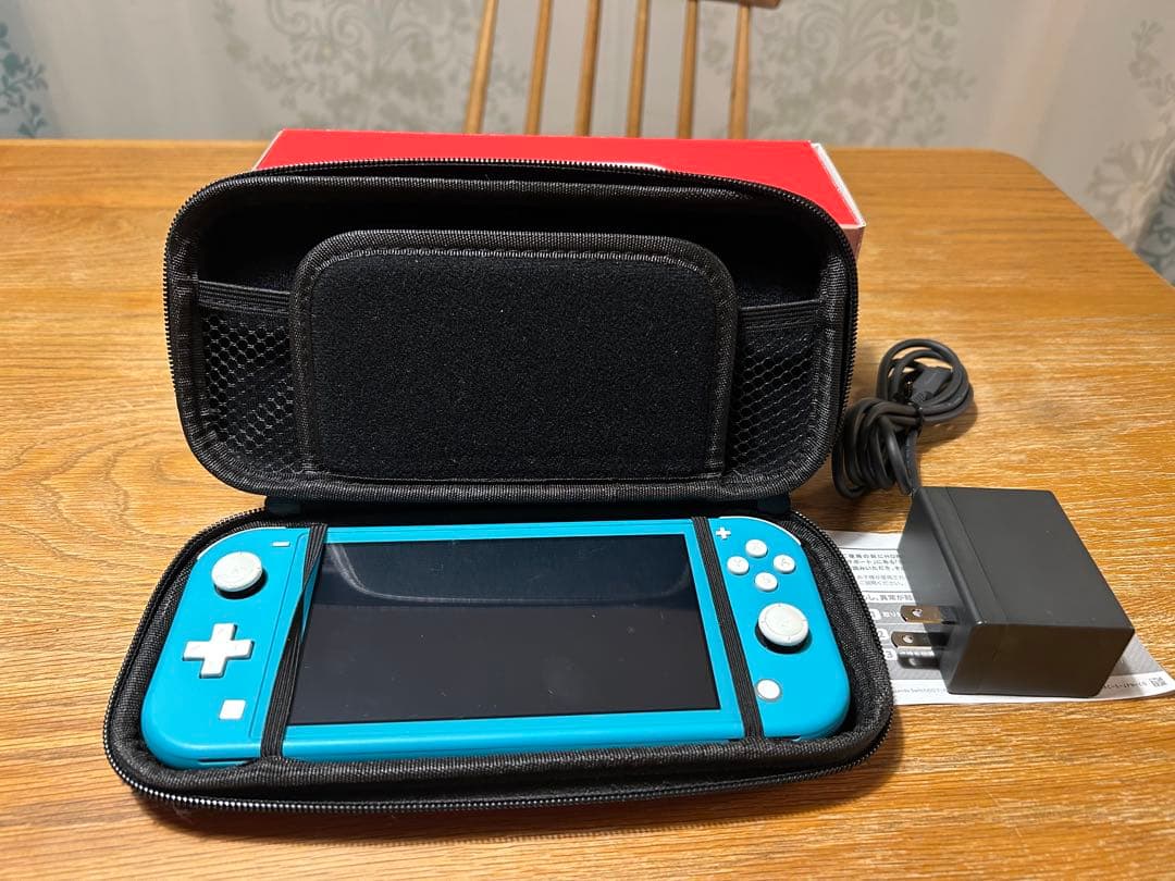 Nintendo Switch Lite ターコイズ 本体 ケース付き