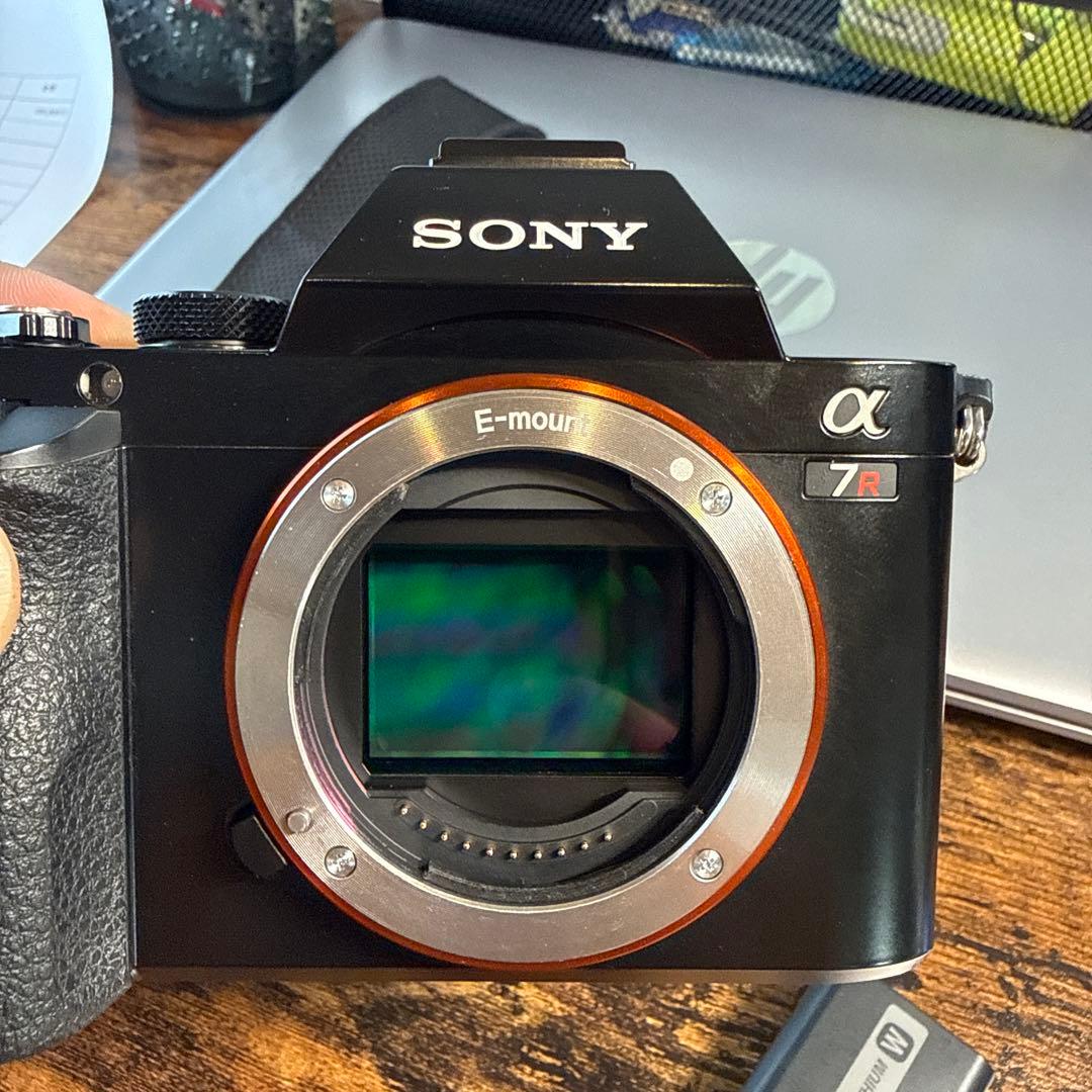 SONY α7R ミラーレス一眼カメラ