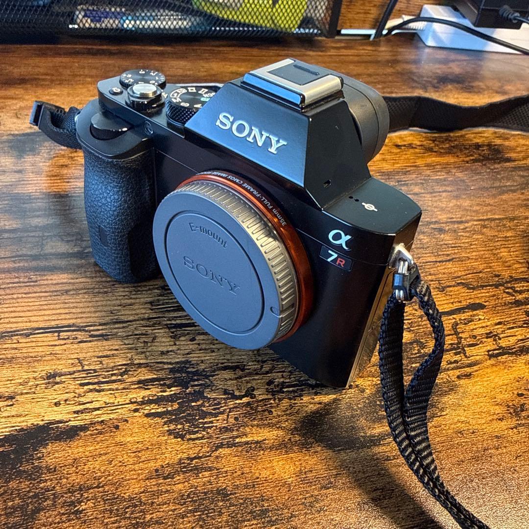 SONY α7R ミラーレス一眼カメラ