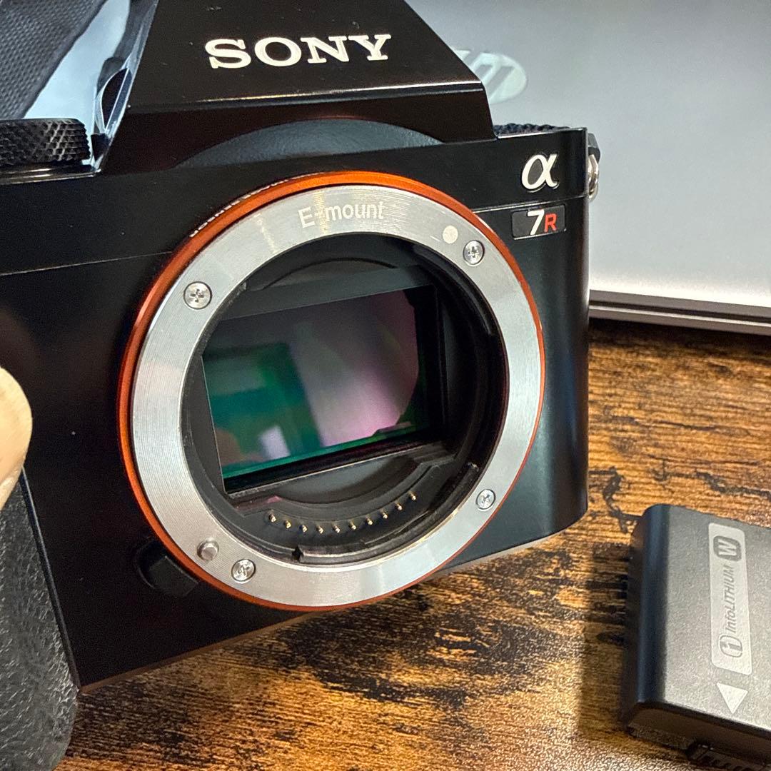 SONY α7R ミラーレス一眼カメラ