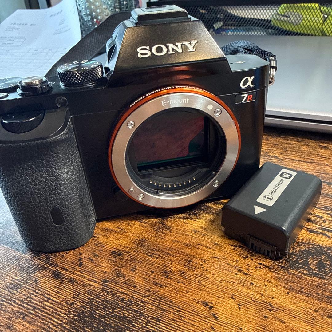 SONY α7R ミラーレス一眼カメラ