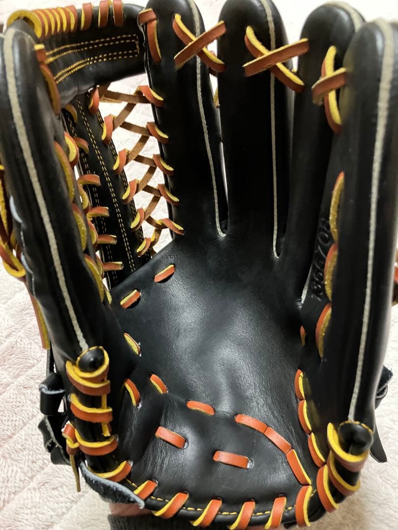 Under Armour 軟式グローブ ブラック