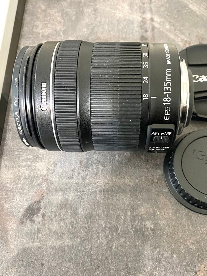 標準ズームレンズ EF-S18-135mm canon キャノン