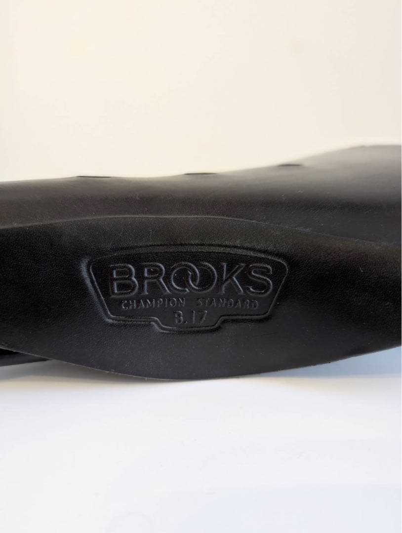 BROOKS B.17 STANDARD サドル　ブラック
