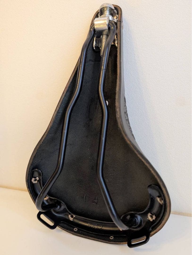 BROOKS B.17 STANDARD サドル　ブラック