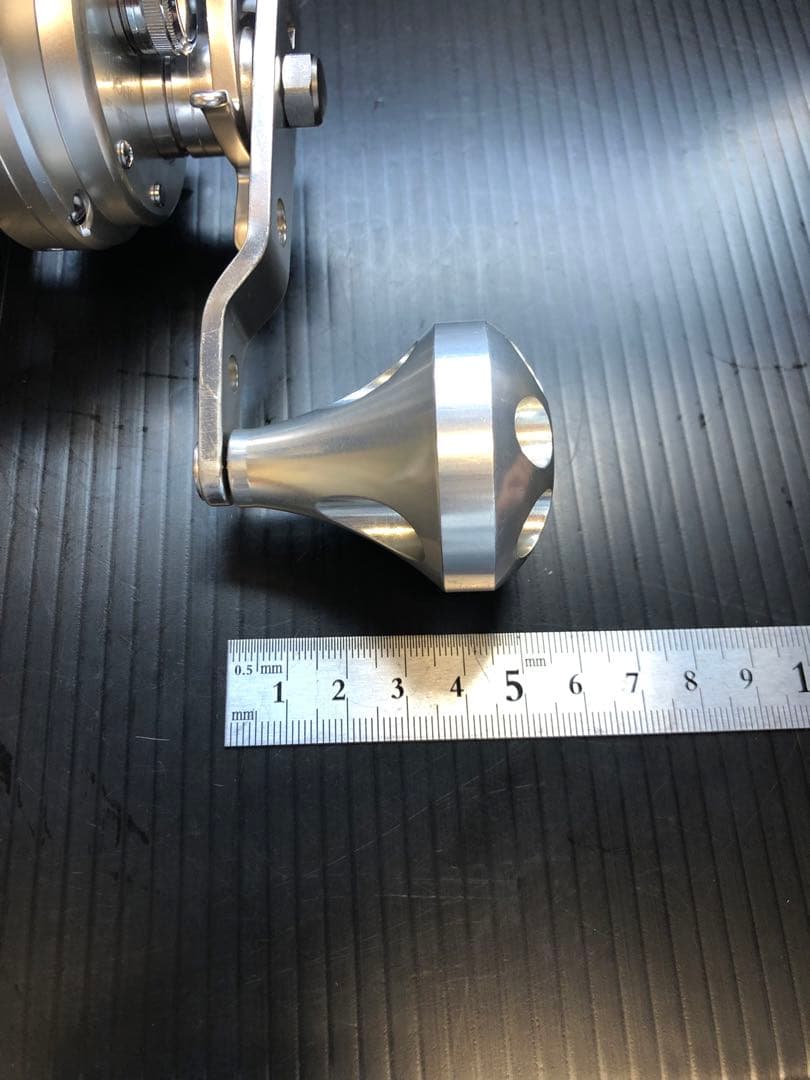 シマノ　ベイトリール　オシアカルカッタ300HG