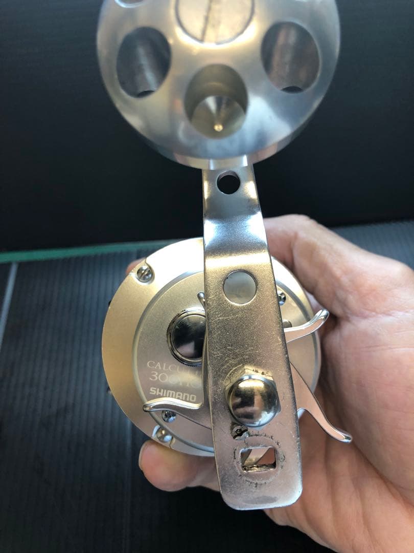 シマノ　ベイトリール　オシアカルカッタ300HG