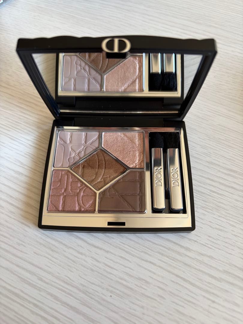 Dior ディオールショウ サンククルール647 シルク トープ 限定色