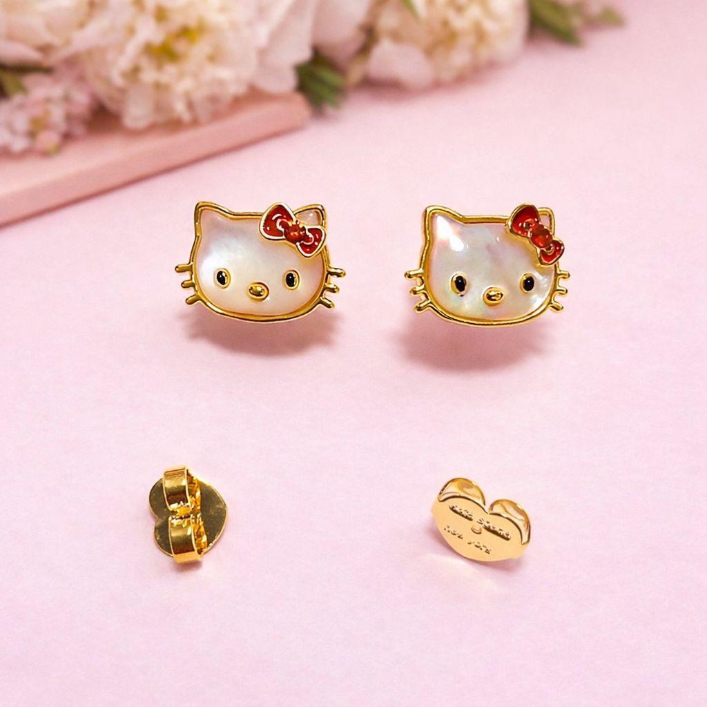 ケイトスペードxハローキティ ピアス - メルカリ