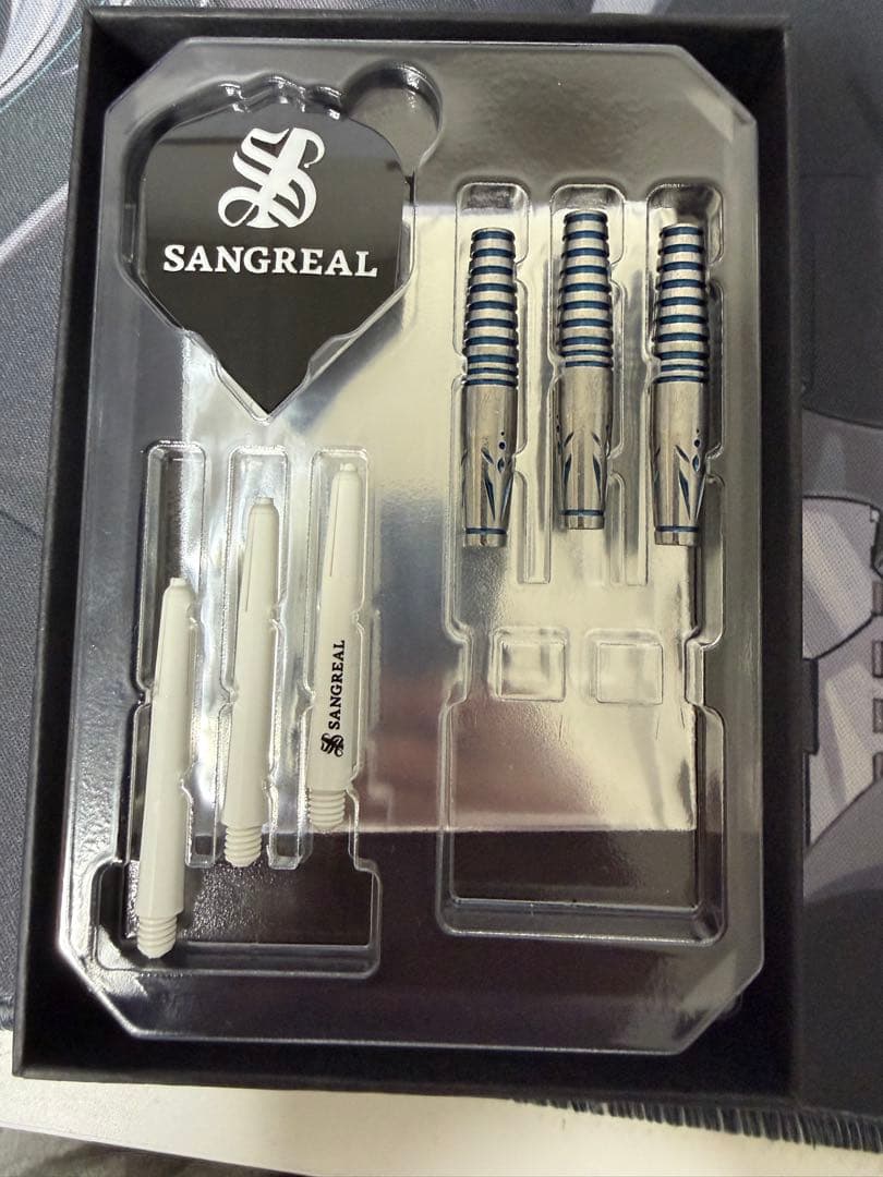 S-DARTS限定 VALKYRIE 坂口優希恵モデル 直筆サイン入り