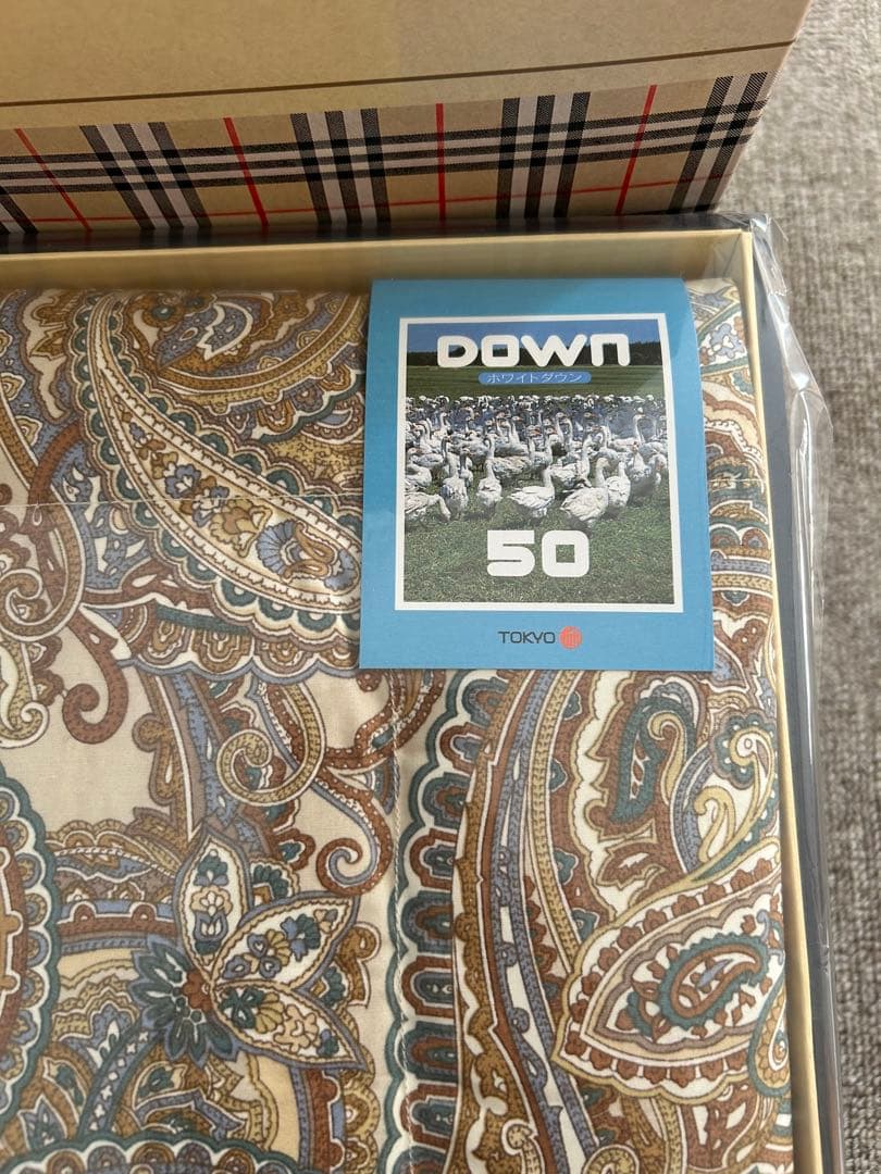 Burberrys バーバリー 羽毛肌掛け布団 ペイズリー シングル　西川