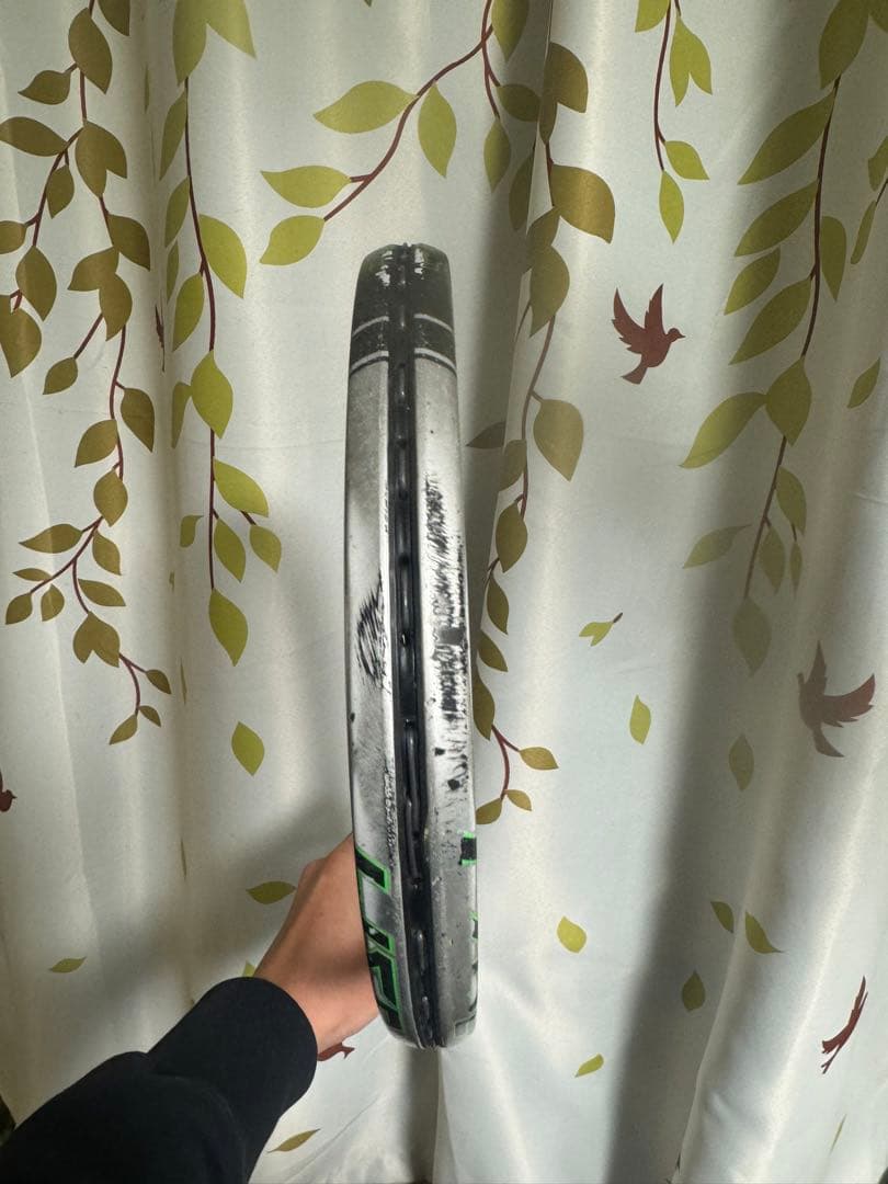 ヨネックス　レーザーラッシュ9v