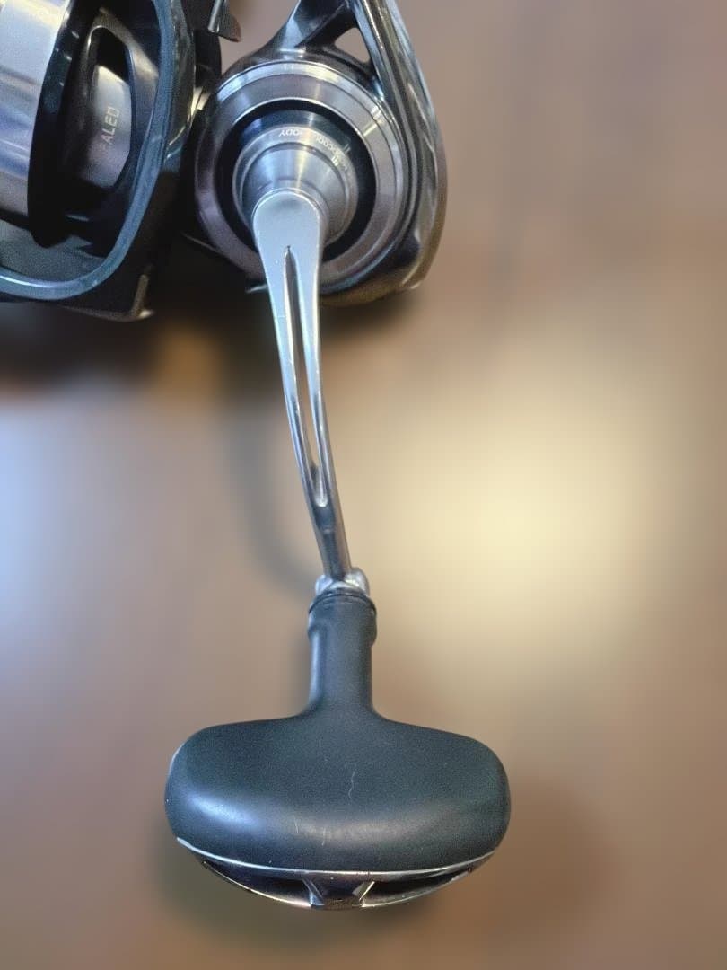 ダイワ 18イグジスト LT4000-C DAIWA 18 EXIST 中古品