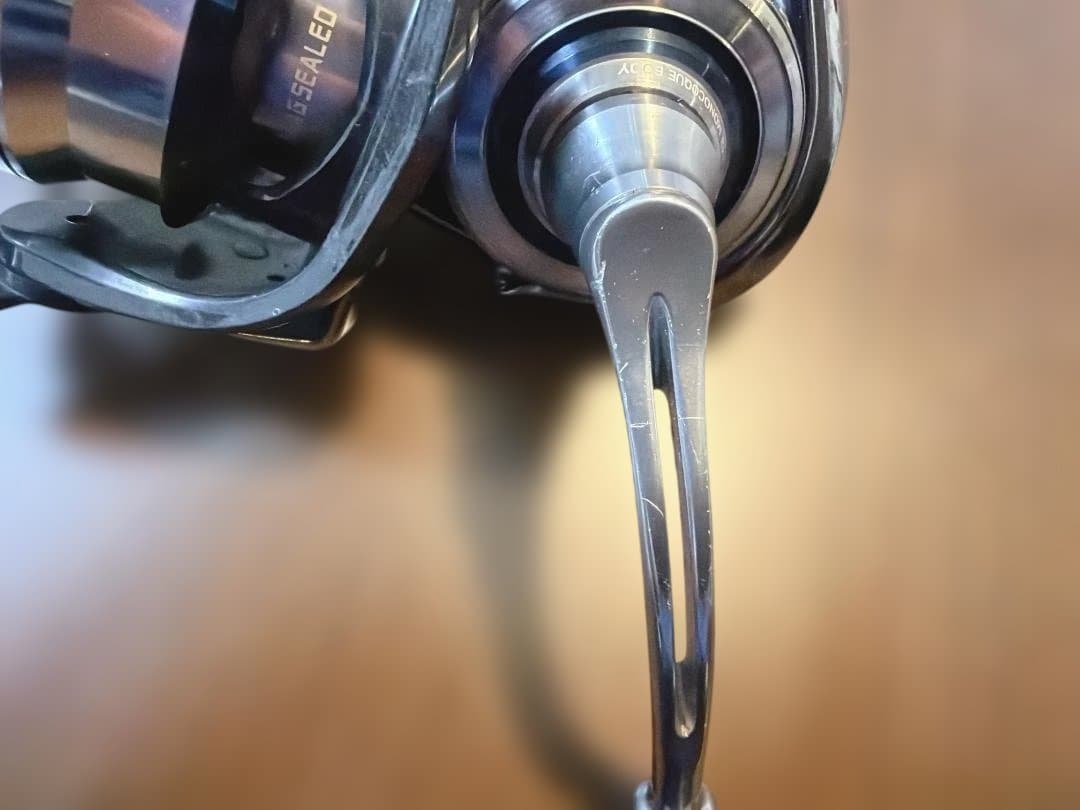 ダイワ 18イグジスト LT4000-C DAIWA 18 EXIST 中古品