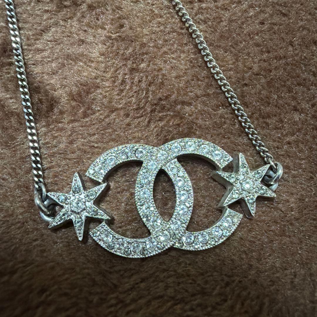 CHANEL 星モチーフ ブレスレット 本日限定価格にしました。