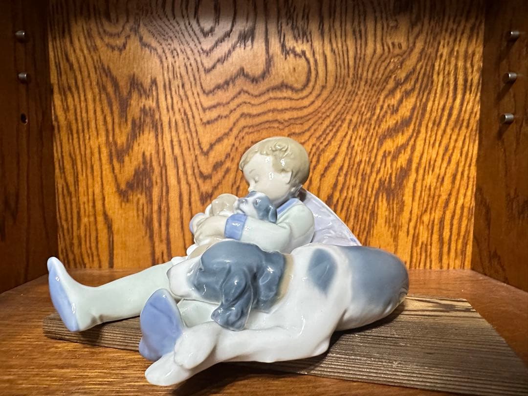 LIADRO リヤドロ　リアドロ 置物 陶器　少年　甘い夢　子犬と眠る夢