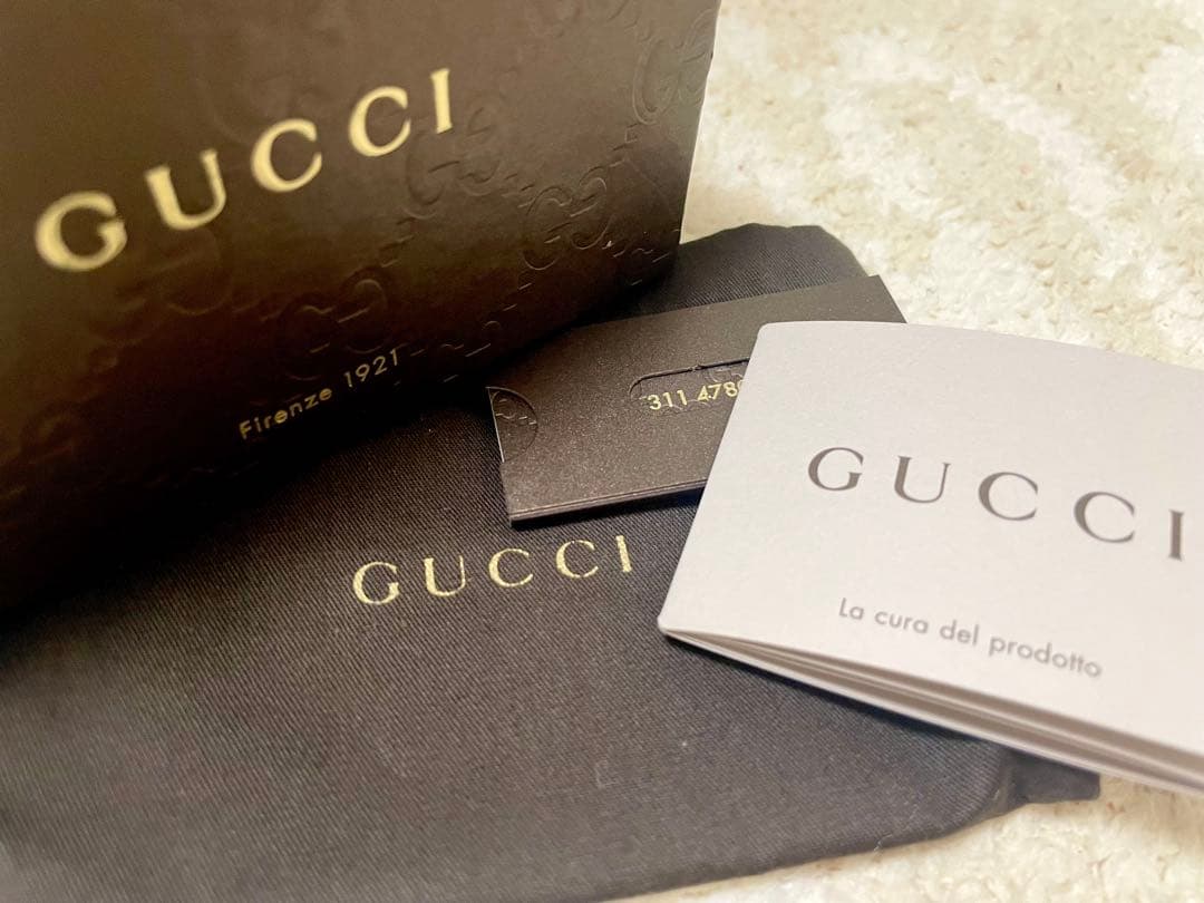 【未使用】GUCCI インターロッキング　ブレスレット箱あり