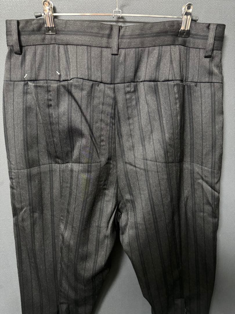 Ch. chapter ストライプ クロップド ボンテージ トラウザー