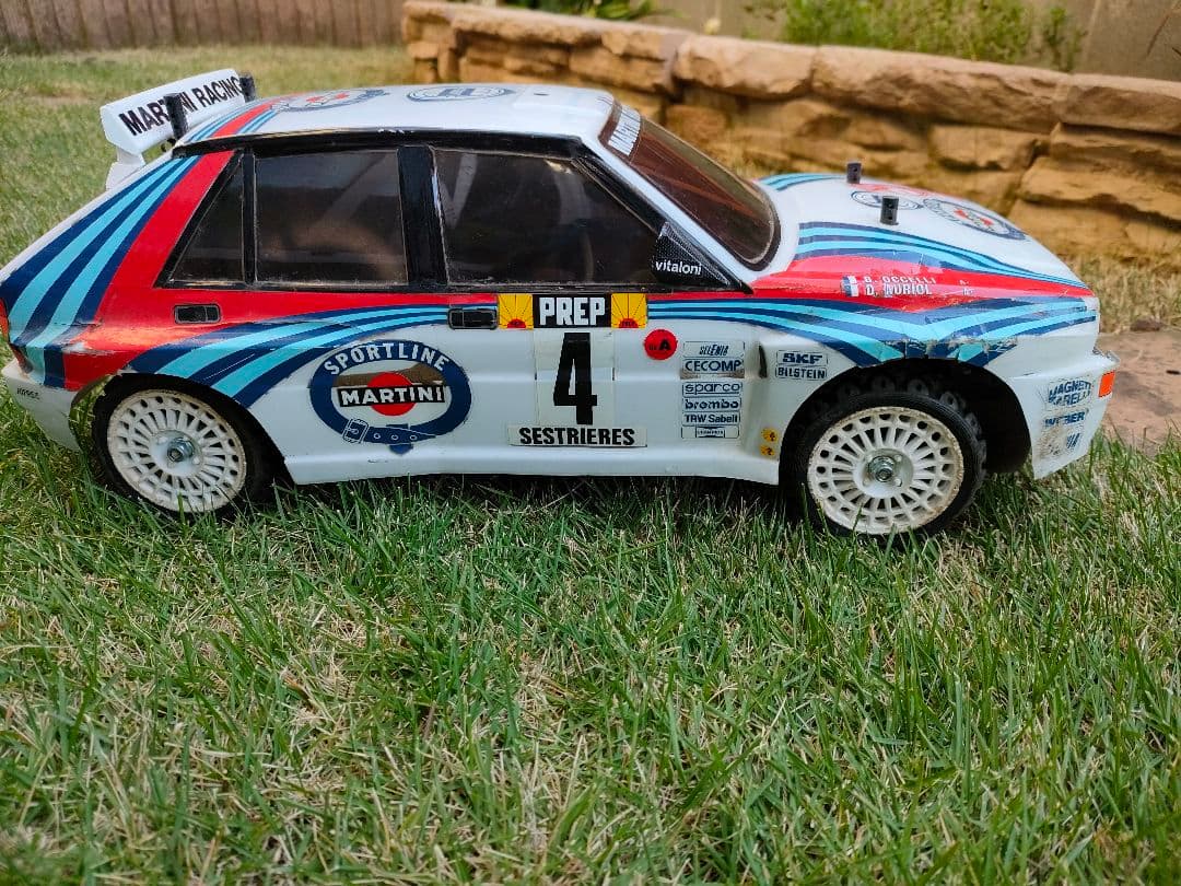 LANCIA DELTAラジコンカーTT-02TAMIYA SANWA MX-6