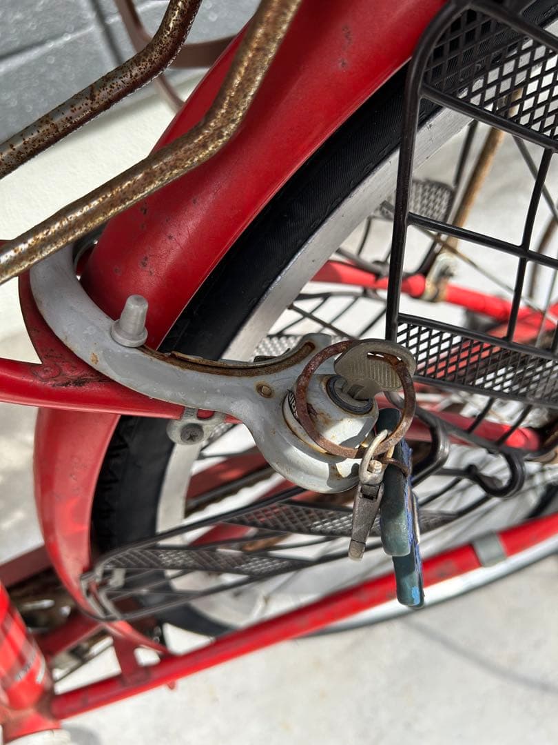 【子ども乗せ・点検済】３人乗り鍵付き自転車 ２６インチ　変速ギア　後輪　新品