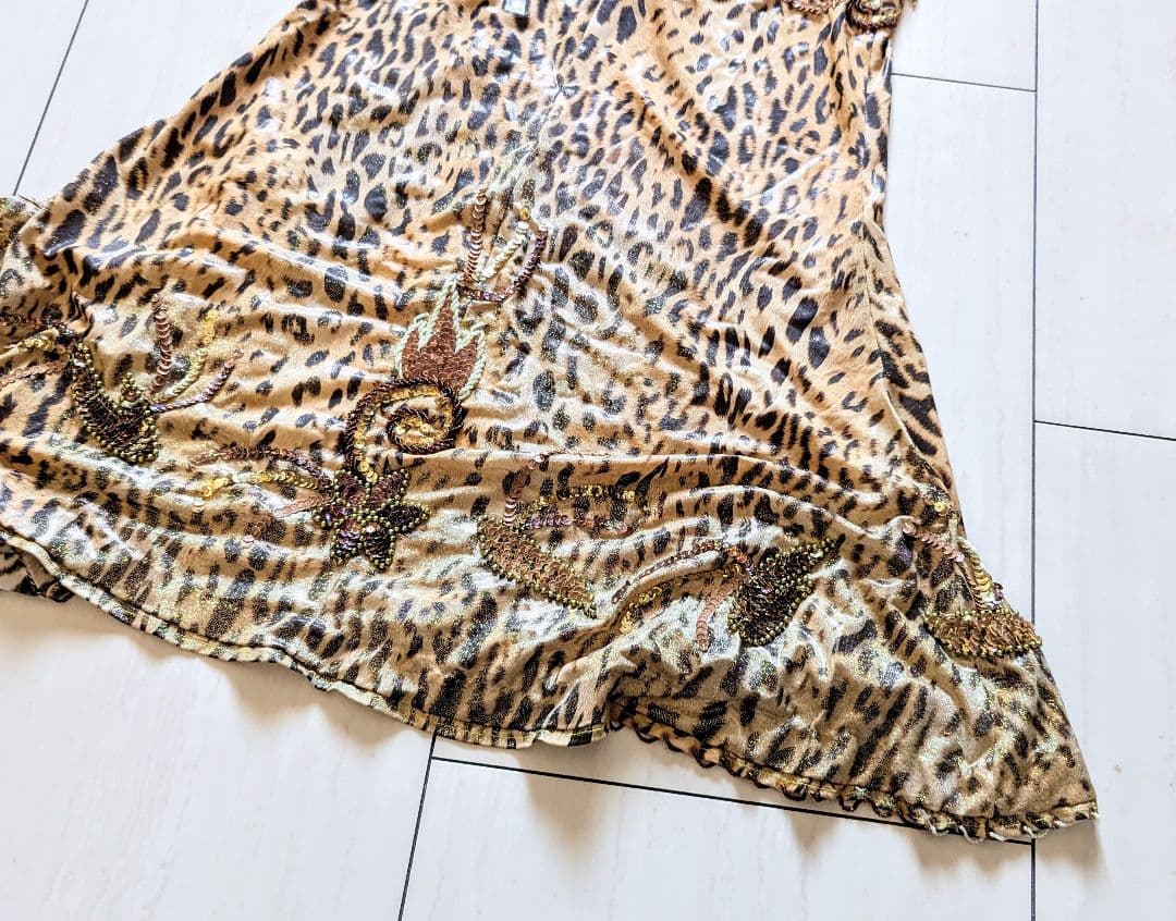 ベリーダンス 衣装 ヒョウ柄 豹 レオパード