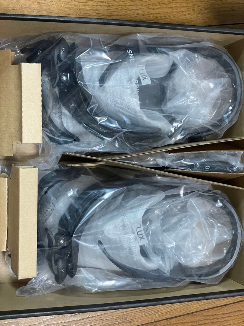 flux フラックス XF 24-25 ブラック sサイズ　滑走回数5回程