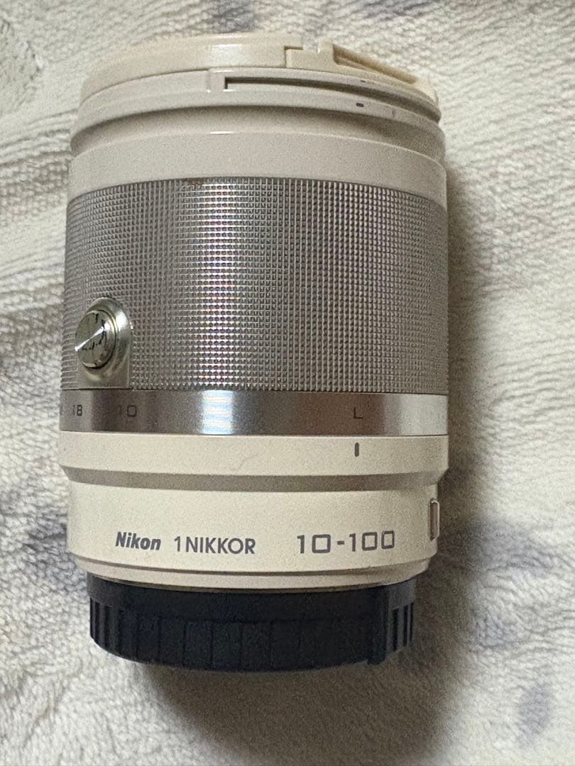 【とんちゃん】Nikon 1 NIKKOR 10-100mm ズームレンズ