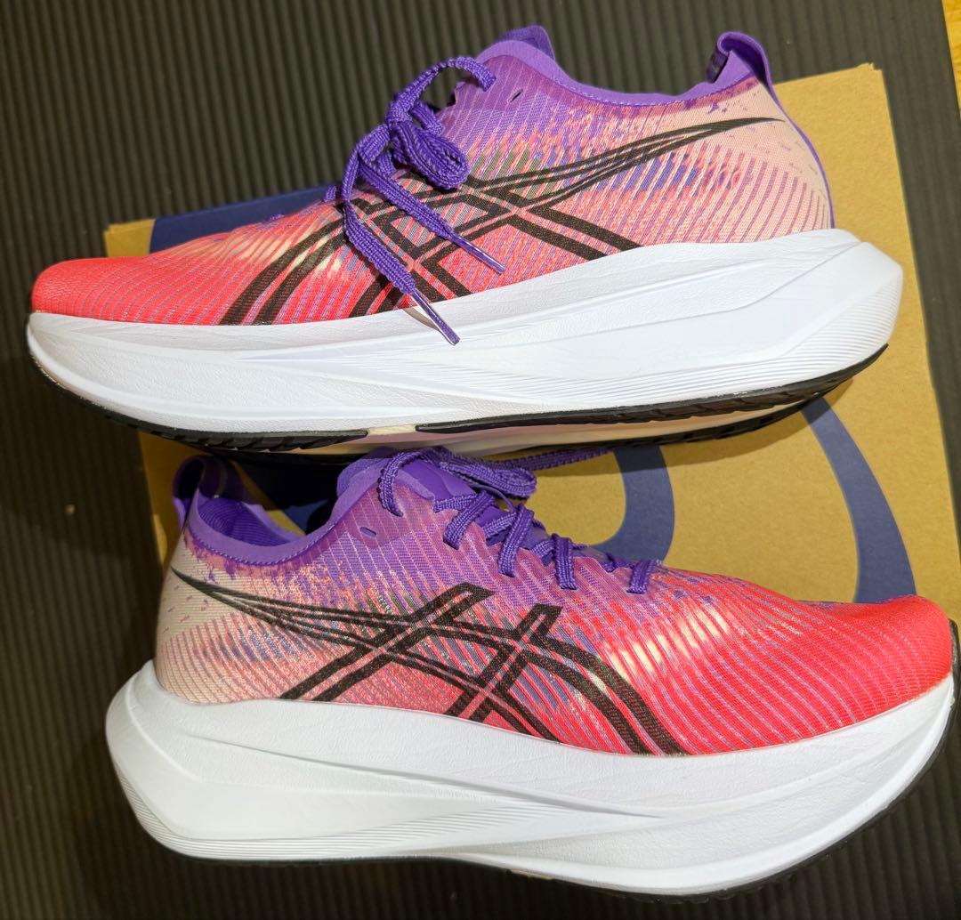 アシックス メガブラスト25.5cm - メルカリ