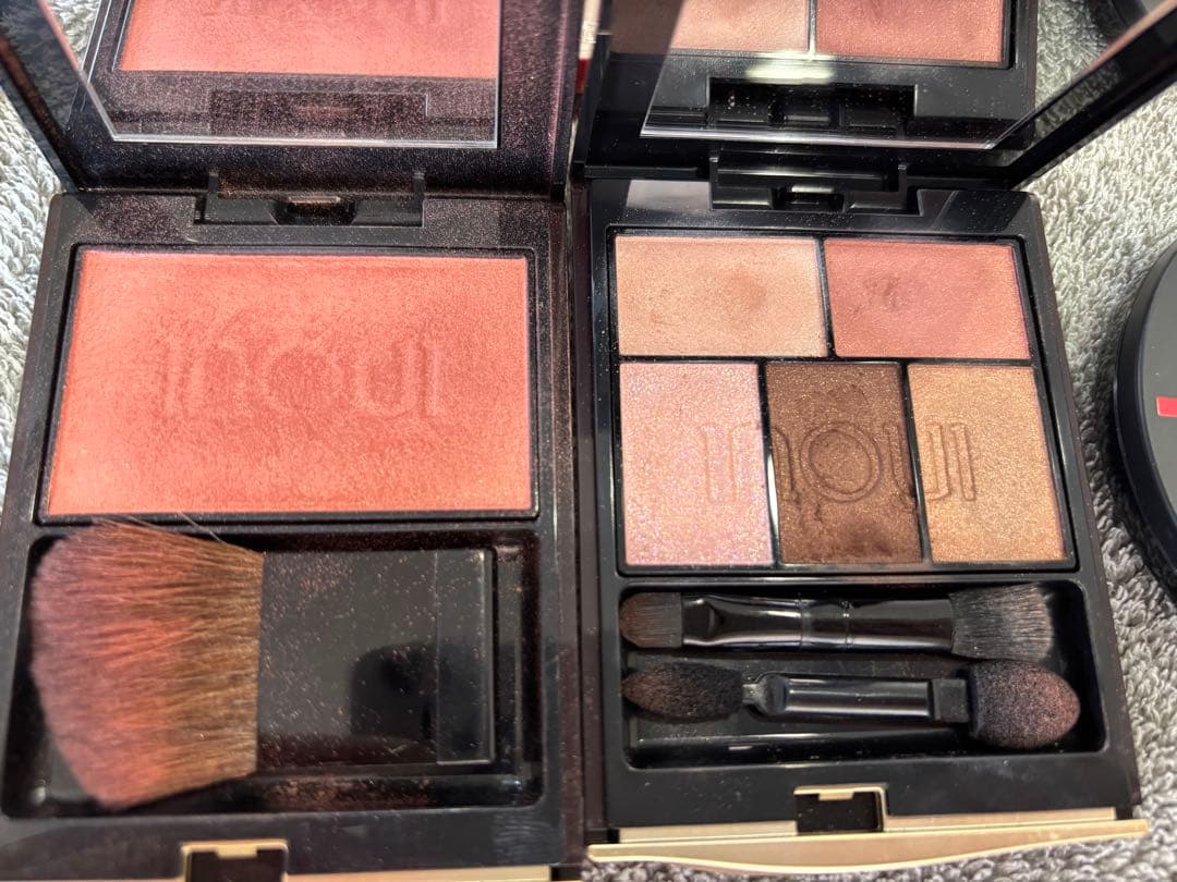 クレドSHISEIDOインウイセット アイシャドウチークハイライトアイブロウ