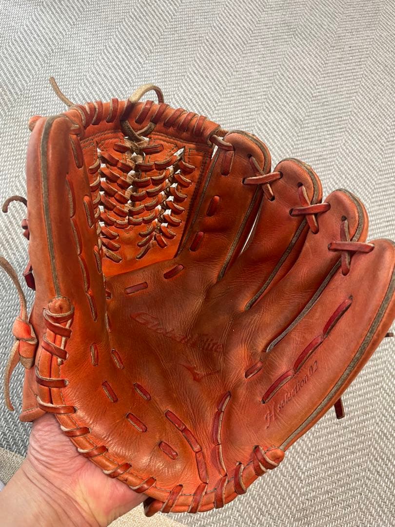 ミズノMizunoグローバルエリート 軟式内野　値下げ　どなたかお使い下さい！