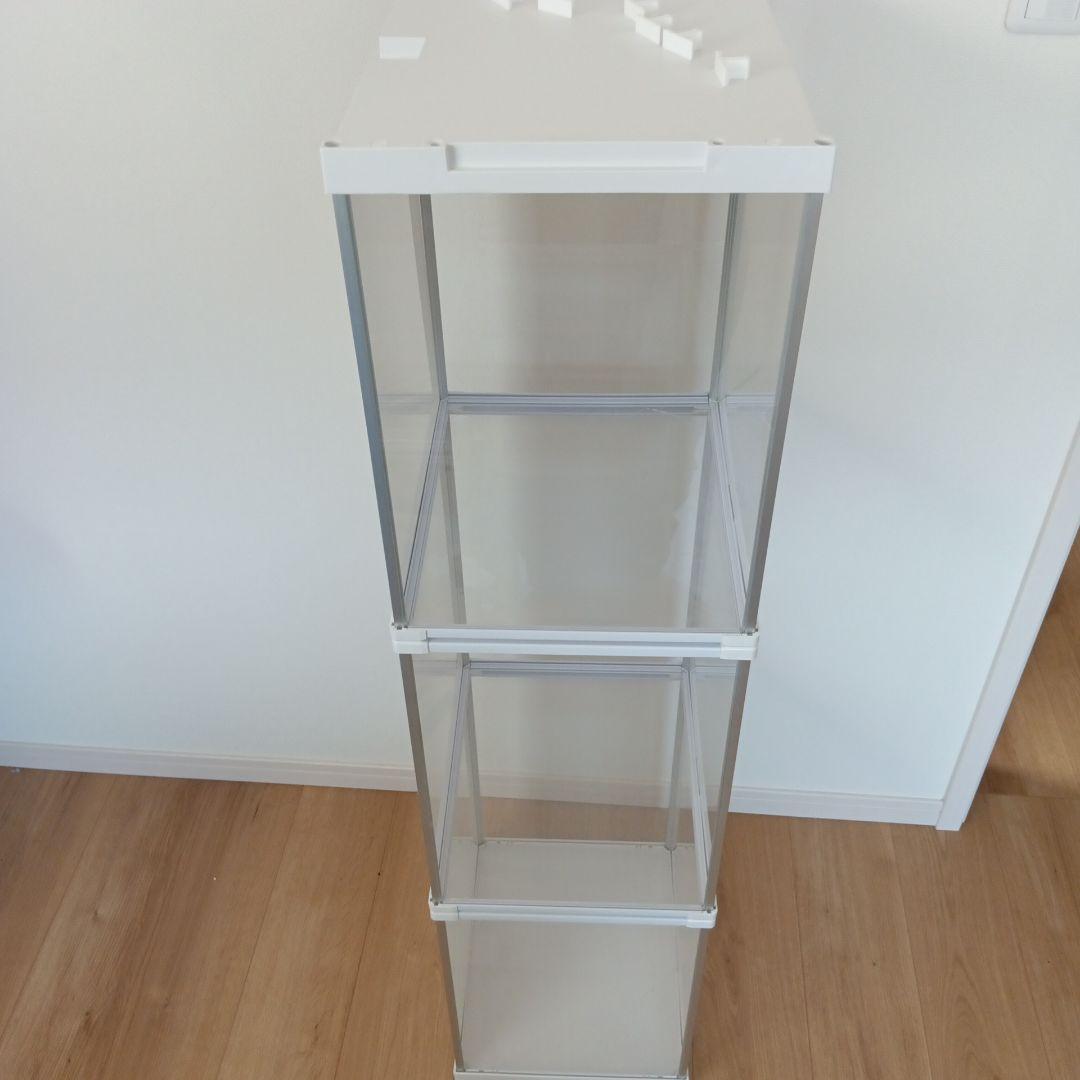 UVカット アクリル コレクションケース 3段セット　背面ホワイト　フィギュア