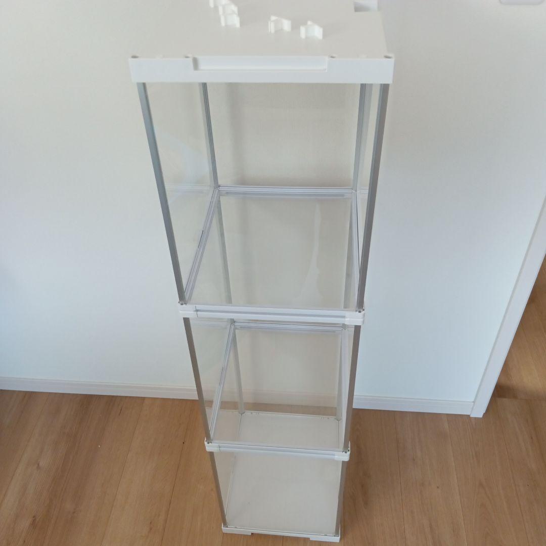 UVカット アクリル コレクションケース 3段セット　背面ホワイト　フィギュア