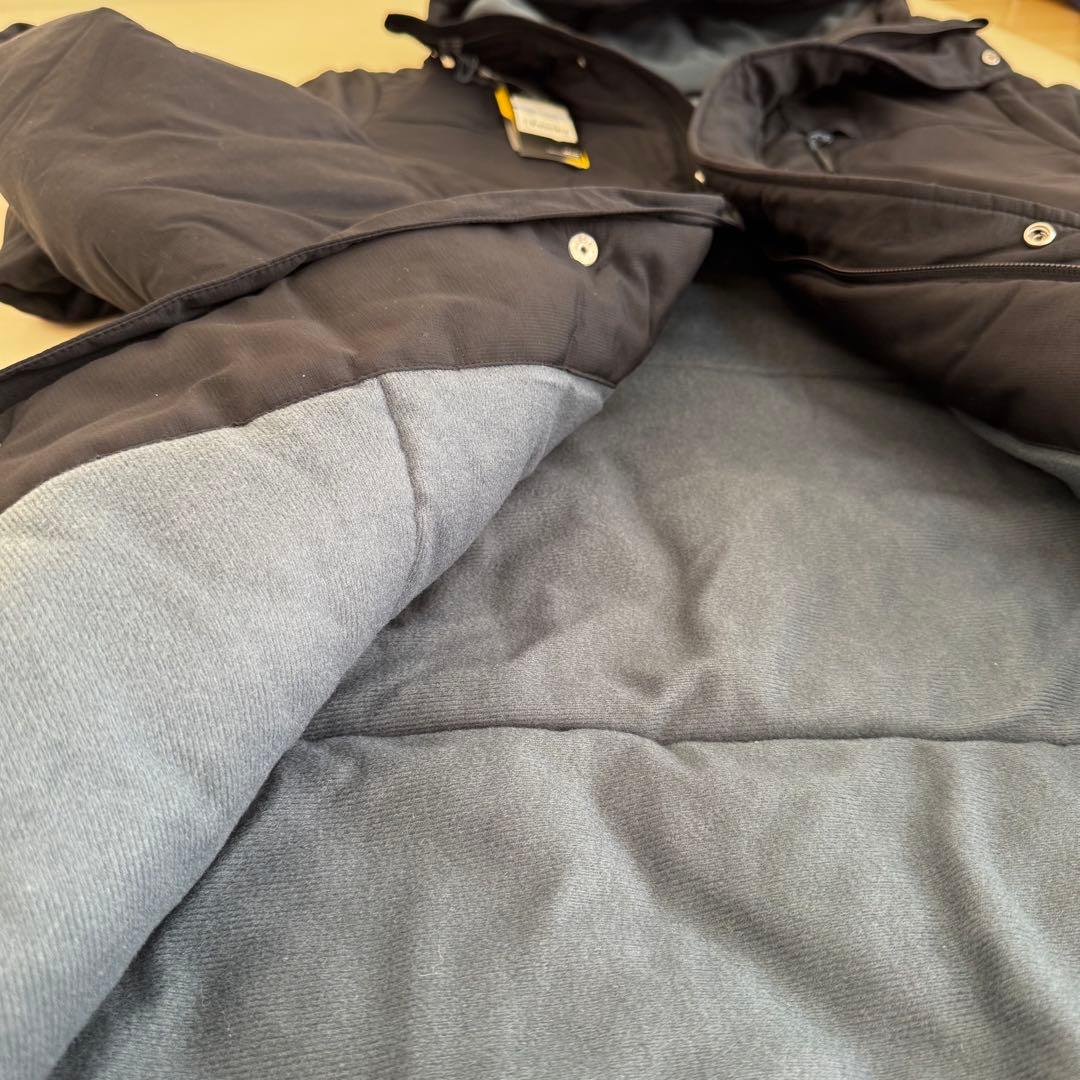 【新品タグ付き】UNDER ARMOUR ベンチコート XLブラック 男女兼用