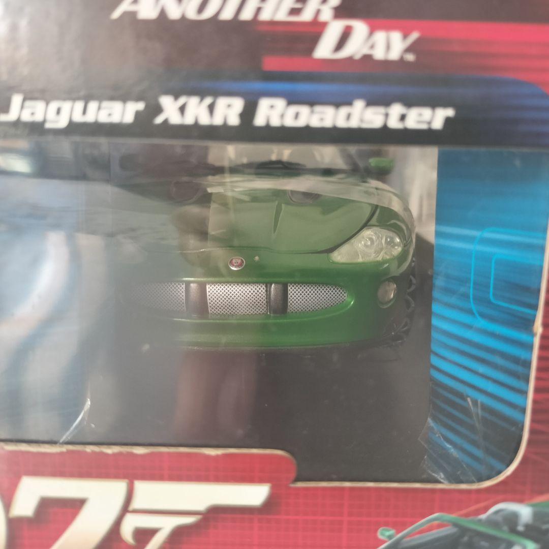 【未開封】 007 ダイ・アナザー・デイ Jaguar XKR Roadster