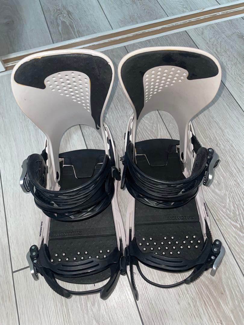 SALOMON 23-24 HOLOGRAM lilac ash Mサイズ