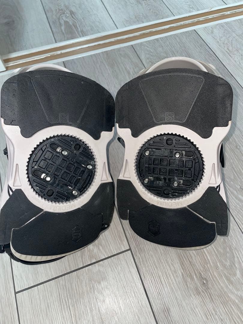 SALOMON 23-24 HOLOGRAM lilac ash Mサイズ