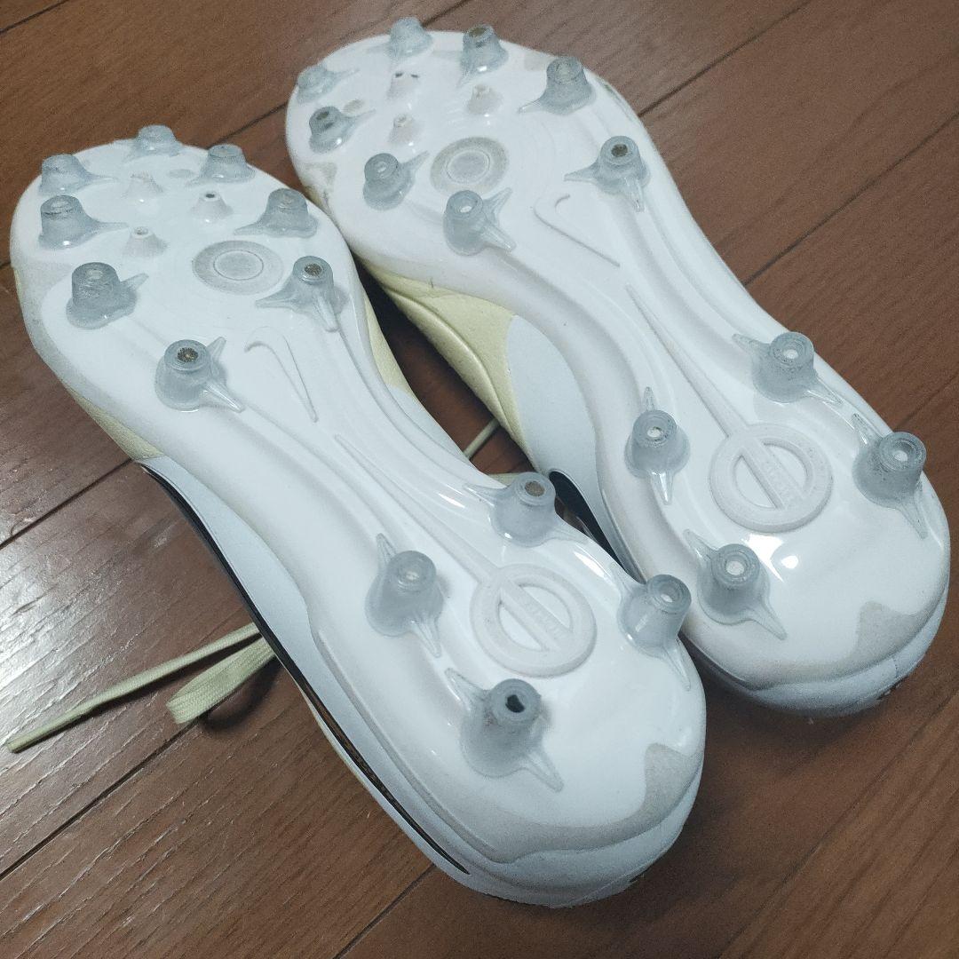 サッカースパイク　NIKE　TIEMPO　25.5cm