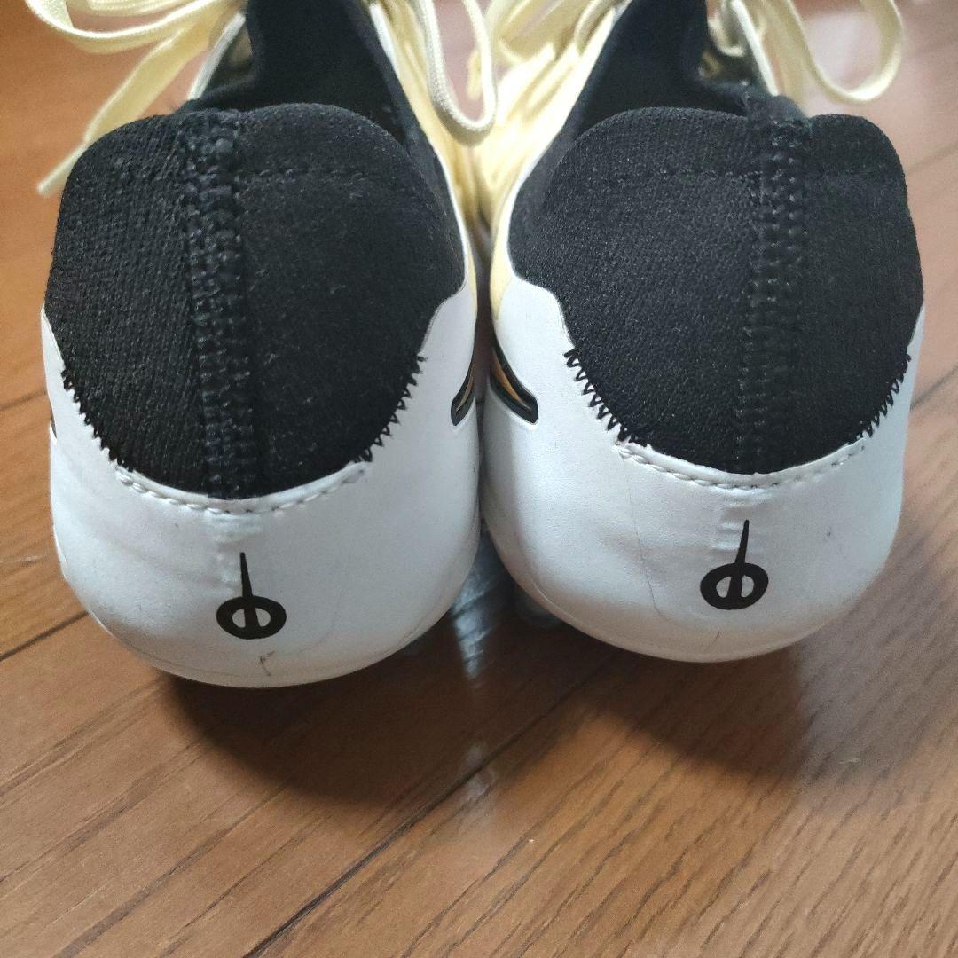 サッカースパイク　NIKE　TIEMPO　25.5cm