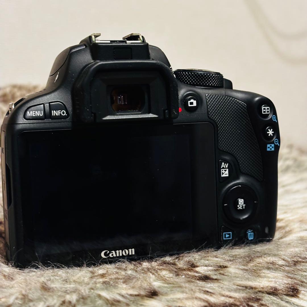 Canon EOS Kiss X7 ボディ デジタル一眼レフカメラ 本体のみ