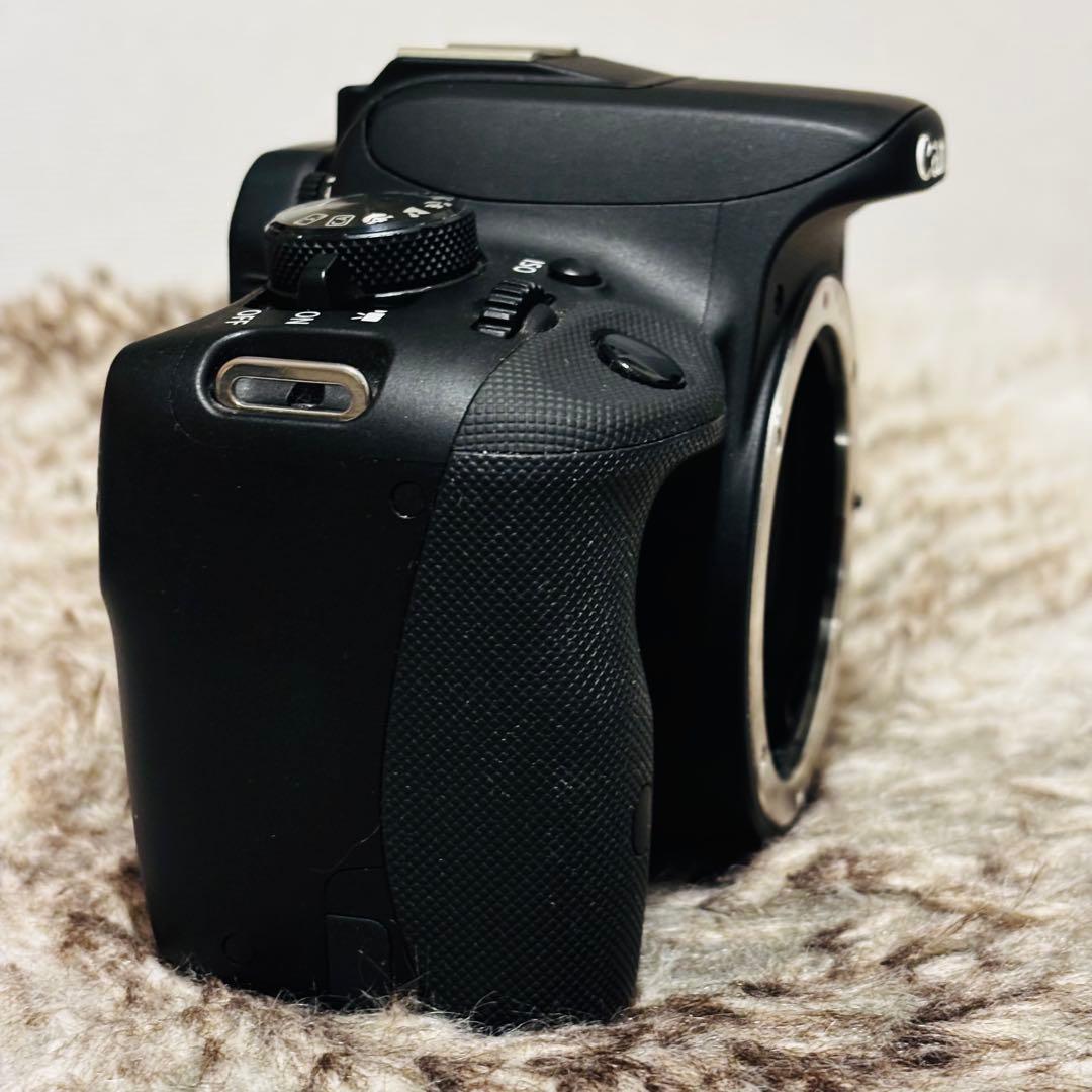 Canon EOS Kiss X7 ボディ デジタル一眼レフカメラ 本体のみ
